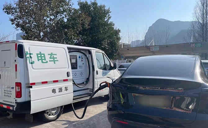 威远汽车搭电